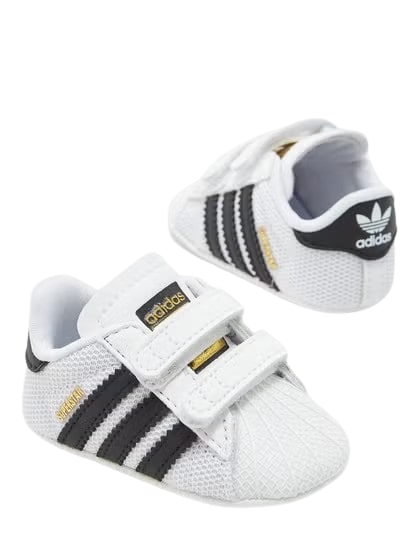Shop Adidas Classic shoes for your child today from Namshi at a 44% discount before stock runs out!