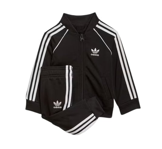 Unique Offers From Namshi: Adidas Superstar Sports set Now at a 44% Discount!
