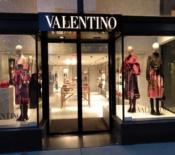 ماركة فالنتينو Valentino